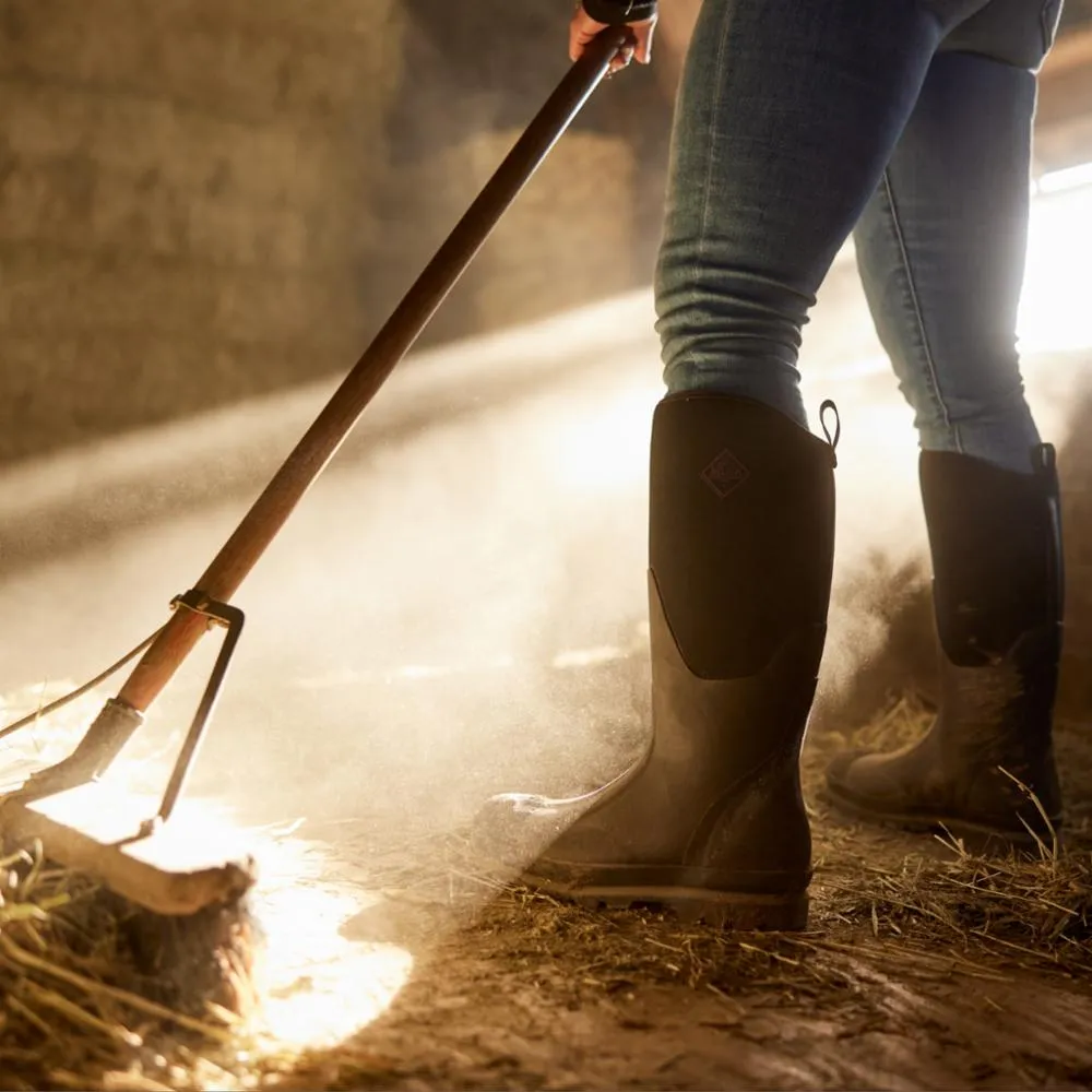 Muck Footwear Women CHORE TALL BLACK