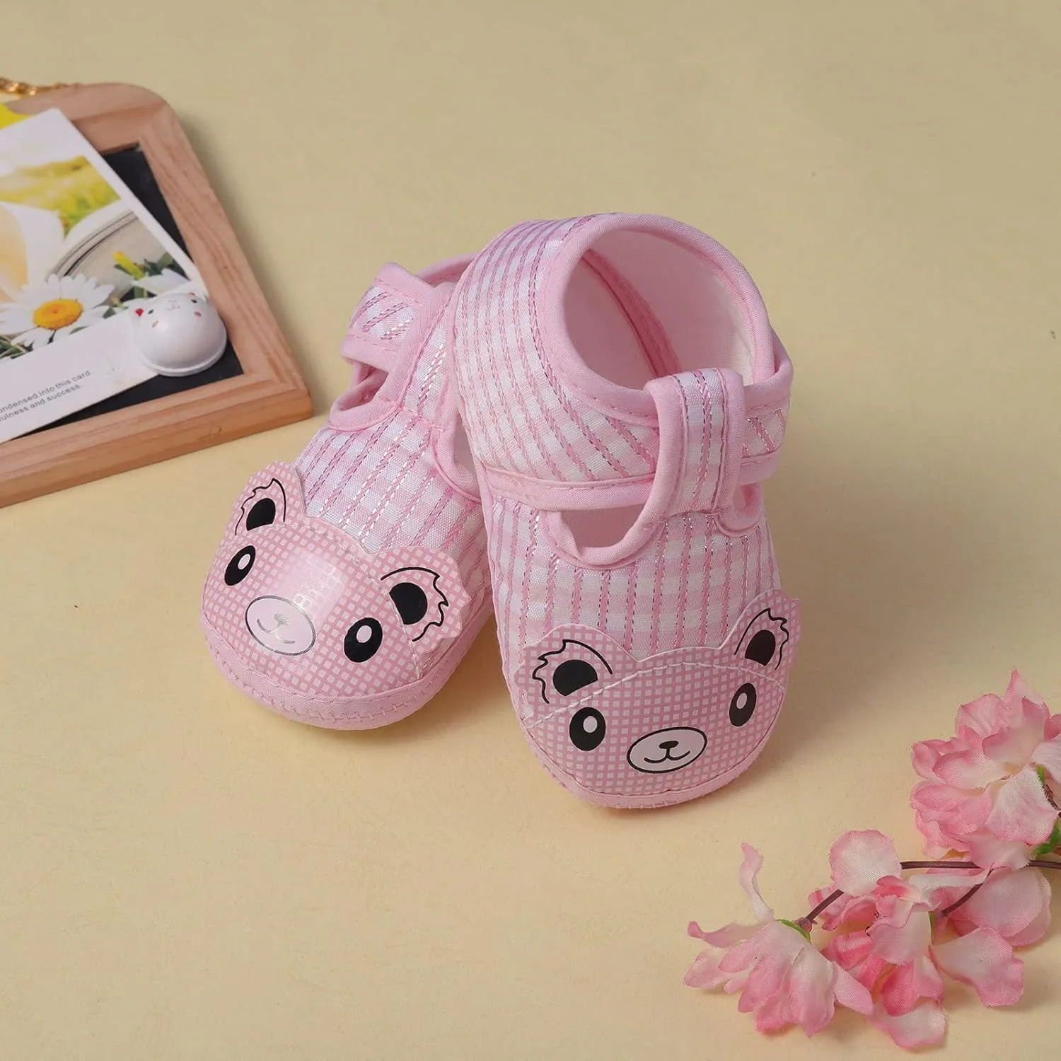 Newborn Baby Girls Cartoon Prewalker Soft Sole Sandals Single Shoes Shoes with Wheels